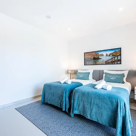 Adega Marina - Urban View Lagos