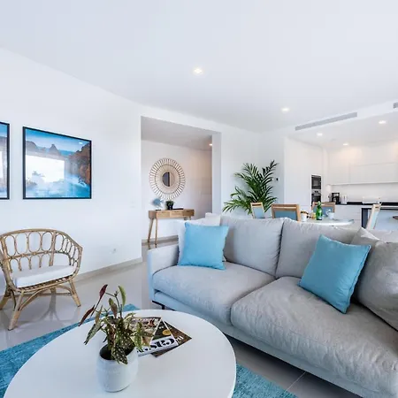 Adega Marina - Urban View Lagos