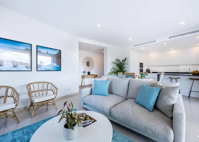 Adega Marina - Urban View Lagos